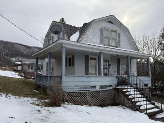 House for sale in Bluefield, West Virginia