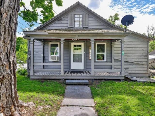 House for sale in Brandon, Vermont