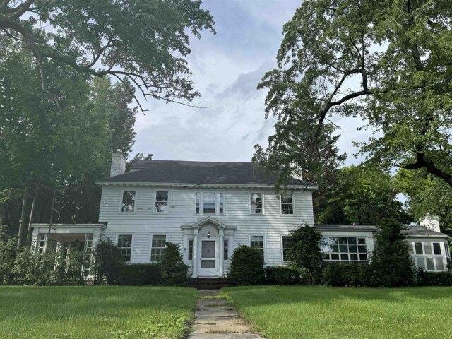 House for sale in Essex Junction, Vermont