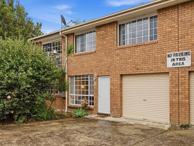 Villa for sale in Woy Woy, New South Wales