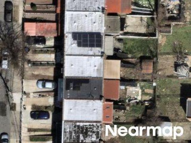 House for sale in The Bronx, Arverne