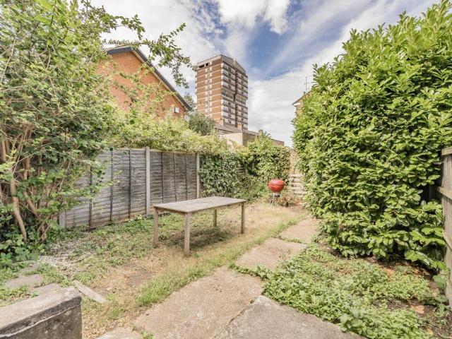 House for rent in Fulham, Sands End