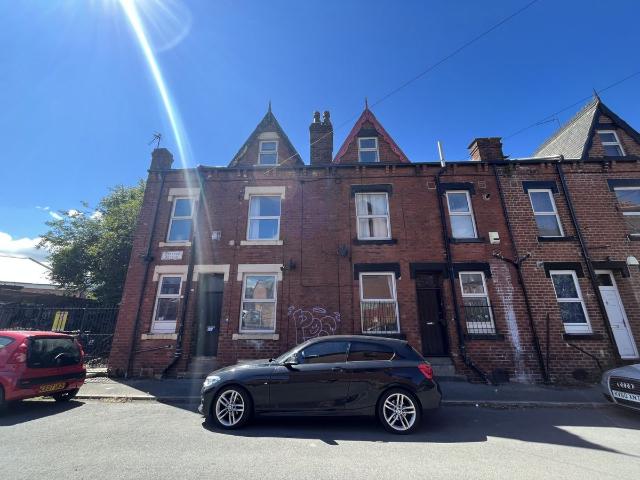 House for rent in Hyde Park, West Yorkshire