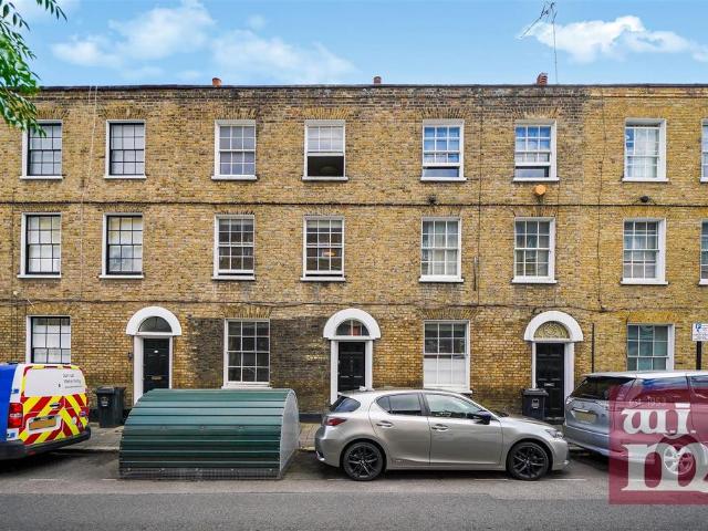 House for rent in Haggerston, Greater London