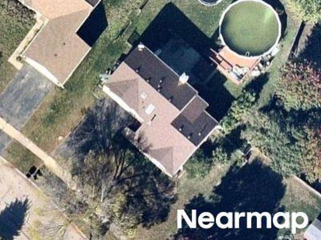 House for sale in Mchenry, Illinois