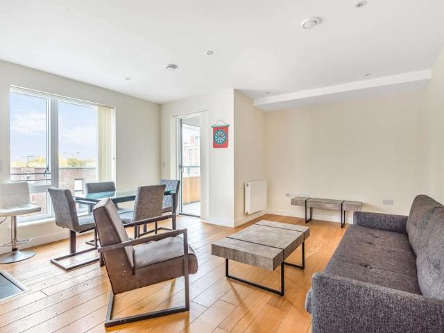 House for rent in East Greenwich, Greater London