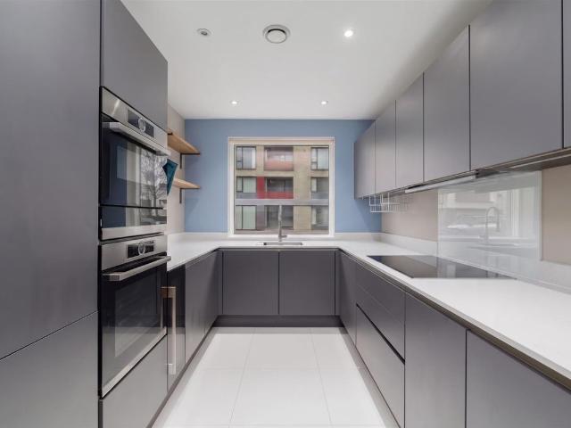 House for rent in East Greenwich, Greater London