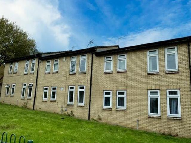 House for sale in Cleckheaton, West Yorkshire