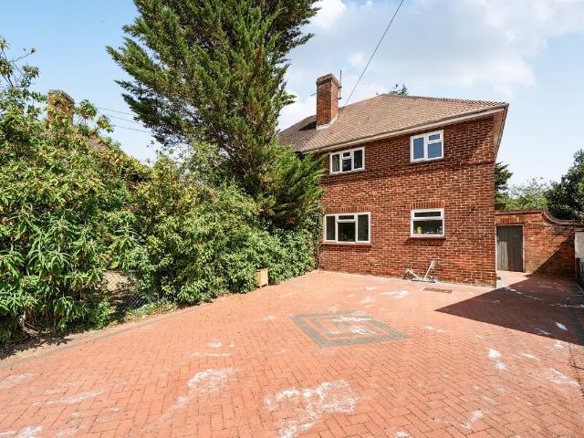 House for rent in Lye Valley, The Slade