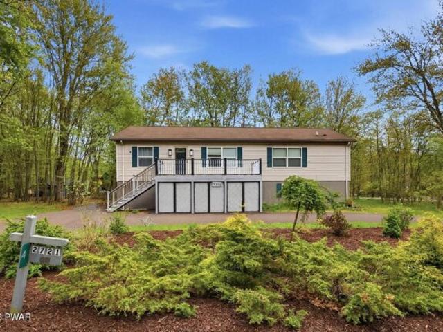 House for sale in Lake Ariel, Pennsylvania