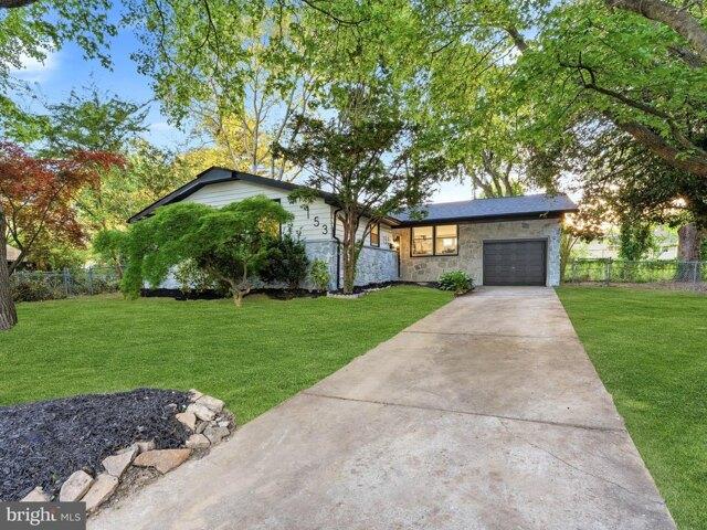 House for sale in Mount Laurel, New Jersey