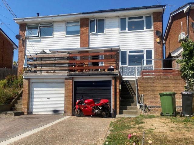 House for rent in Pebsham, Heathlands