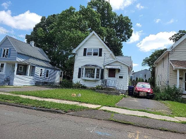 House for sale in Savin Rock, West Haven