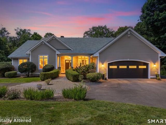 House for sale in Woodbridge, South Central Connecticut Planning Region