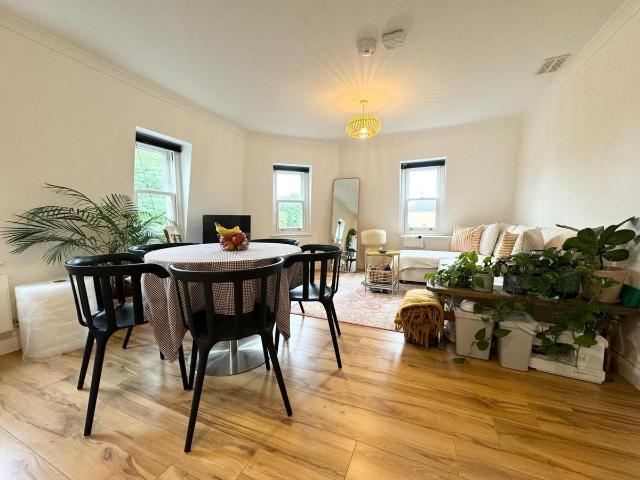 Apartment for rent in Peckham, Greater London