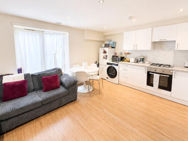 Apartment for rent in Peckham, Greater London