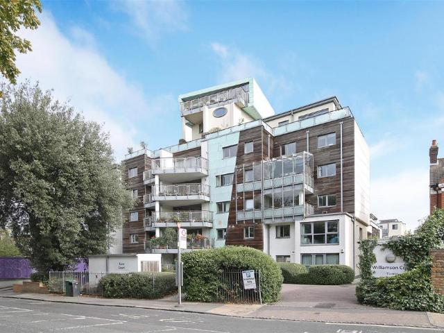 Apartment for rent in Nunhead, Greater London