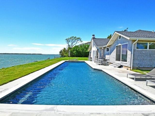 House for sale in Shelter Island