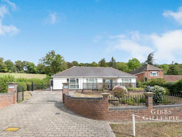 House for rent in Chesham, Chartridge