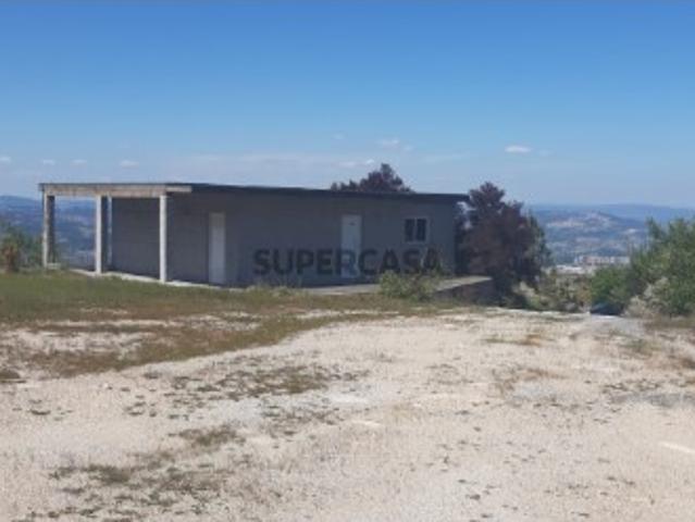 Armazém venda em Rosém, Avessadas