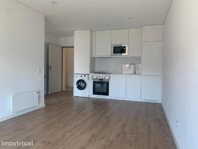 Apartamento alugar em Porto, Cedofeita
