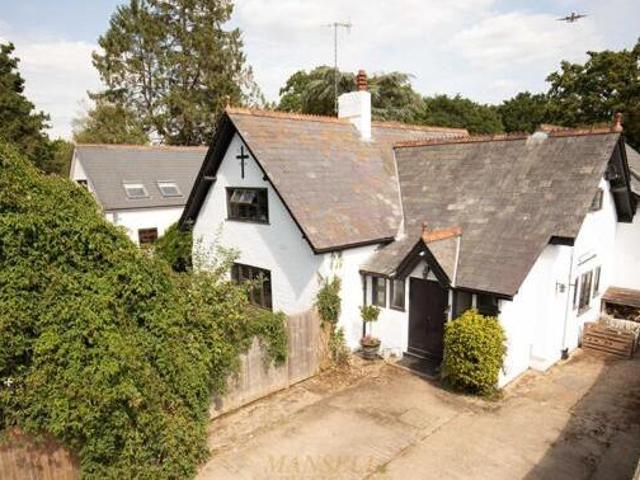 House for sale in Red Hill, Surrey