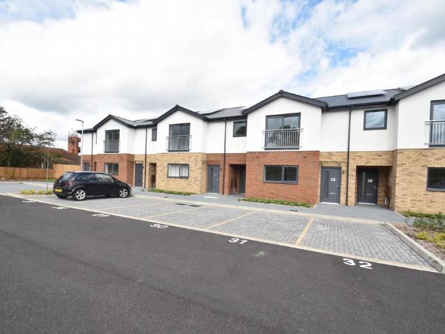 Apartment for rent in Denham, Gerrards Cross and Chalfonts Community Board, Tatling End