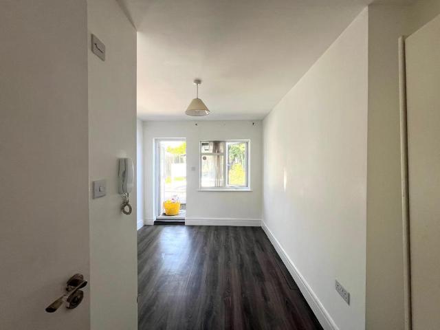House for rent in Wealdstone, Greater London