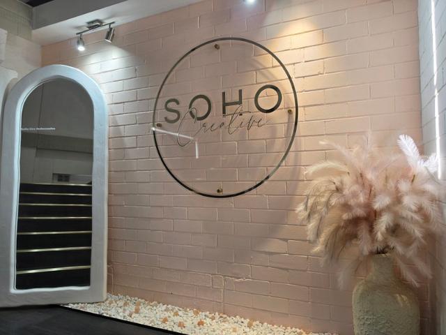 Retail for rent in Piallamore, New South Wales