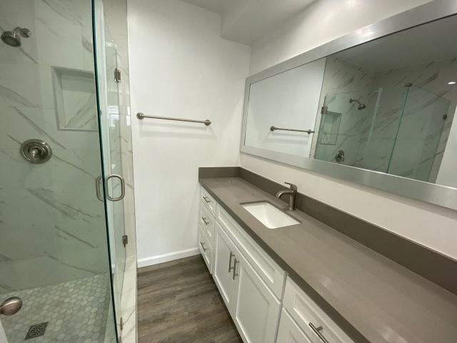 Apartment for rent in Beverly Hills