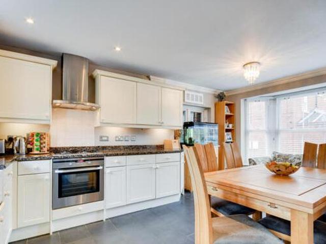 House for sale in Chancellor Park, Chelmsford