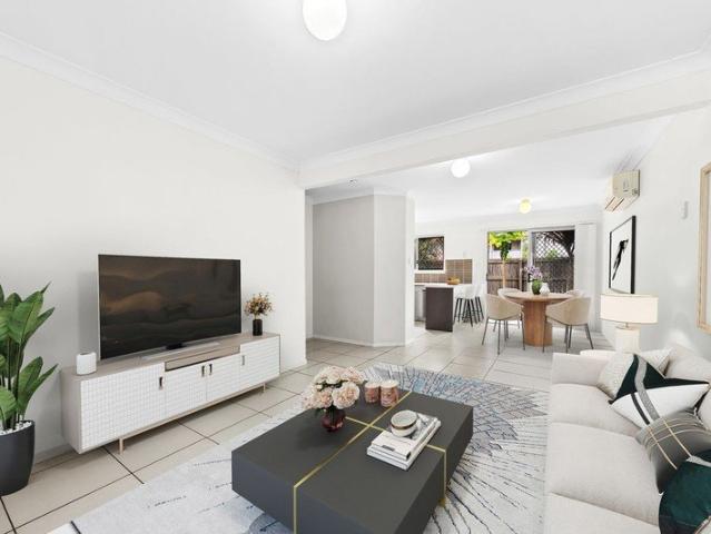Townhouse for sale in Toombul, Queensland