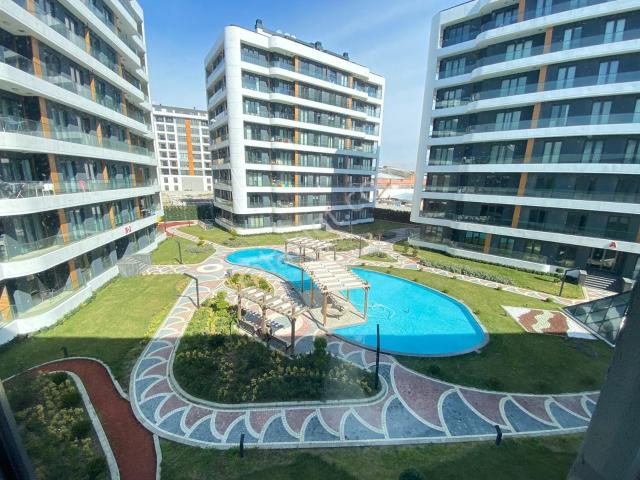 Avcilar, Üniversite Mahallesi içerisinde satılık Daire