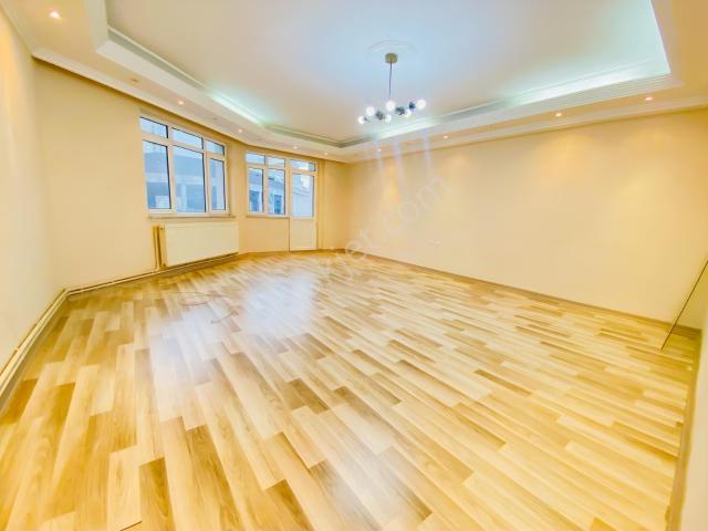 Üniversite Mahallesi, Avcılar içerisinde kiralık mülk