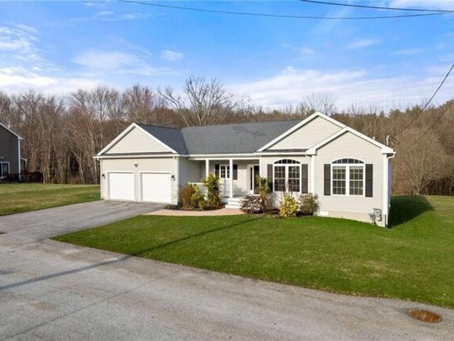 House for sale in Cumberland, Rhode Island