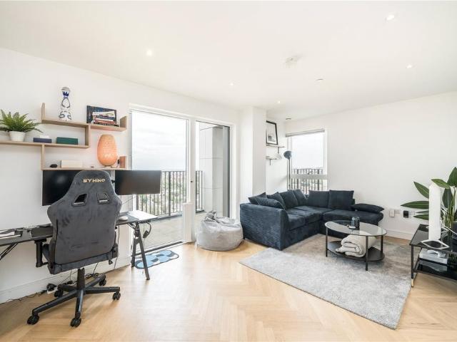 House for rent in Kidbrooke, Greater London