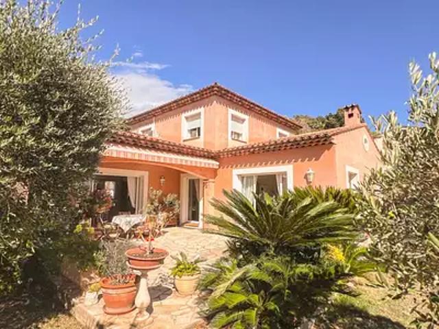 Maison vente à Grasse, Pégomas
