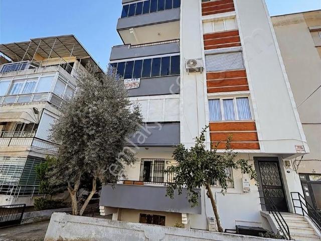 Tire, İzmir içerisinde satılık mülk