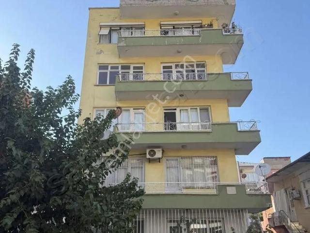 Cumhuriyet Mahallesi, Tire içerisinde satılık mülk