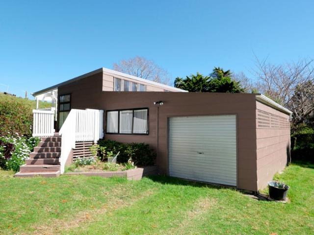 House for rent in Peka Peka, Wellington