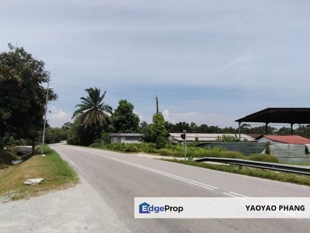 Shop for sale in Pekan Nanas, Johor