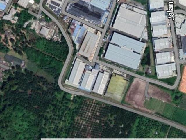 Shop for sale in Pekan Nanas, Johor