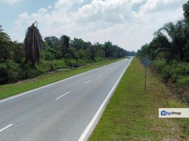 Shop for sale in Pekan Nanas, Johor