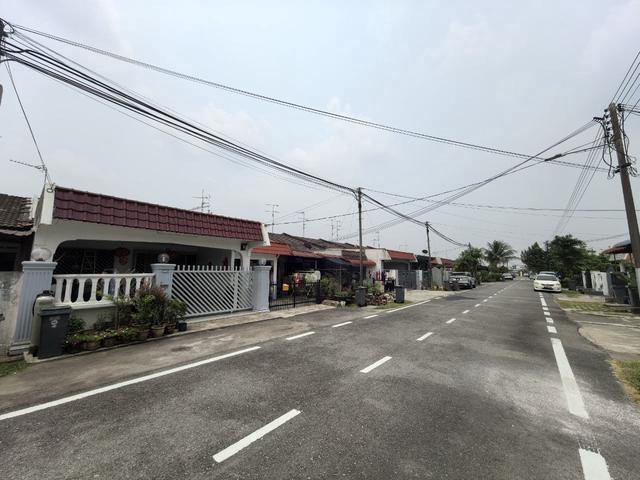 Terraced House for sale in Pekan Nanas, Johor
