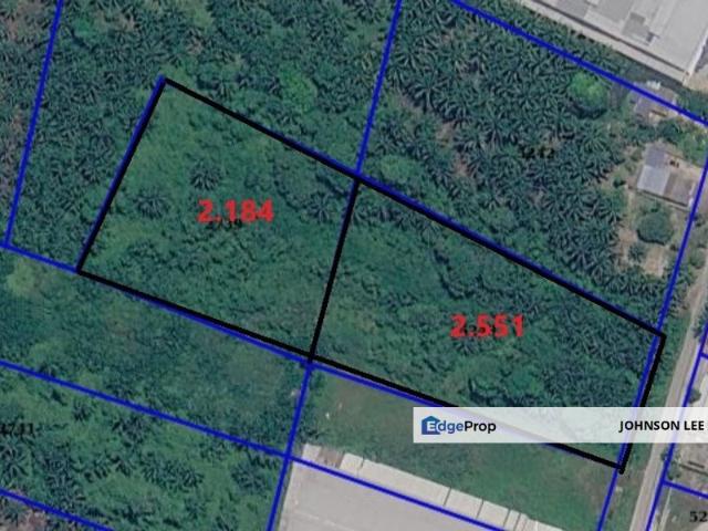 Warehouse for sale in Pekan Nanas