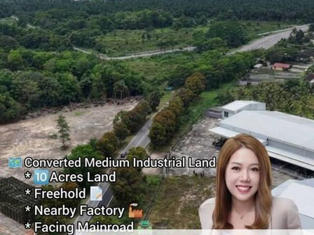 Warehouse for sale in Pekan Nanas, Johor