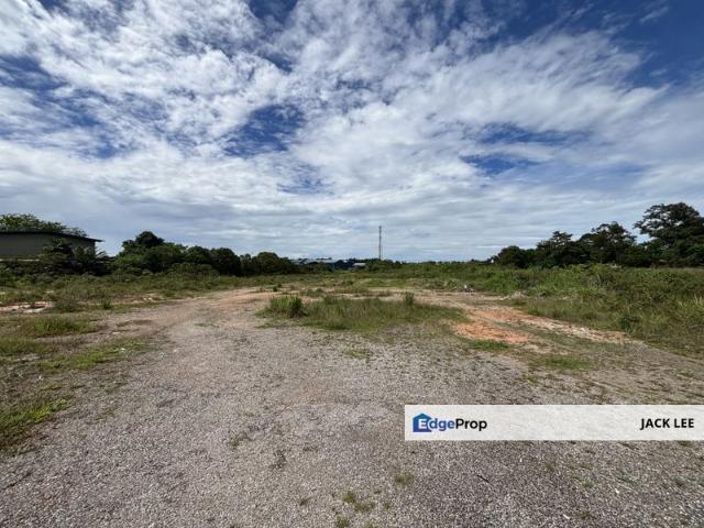 Warehouse for sale in Pekan Nanas, Johor