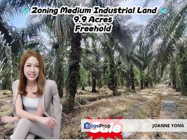 Warehouse for sale in Pekan Nanas, Johor