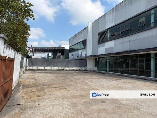 Warehouse for rent in Pekan Nanas, Johor