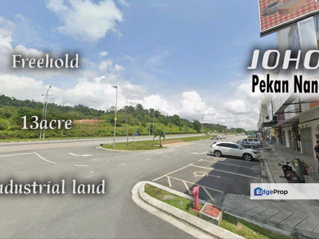 Warehouse for sale in Pekan Nanas, Johor